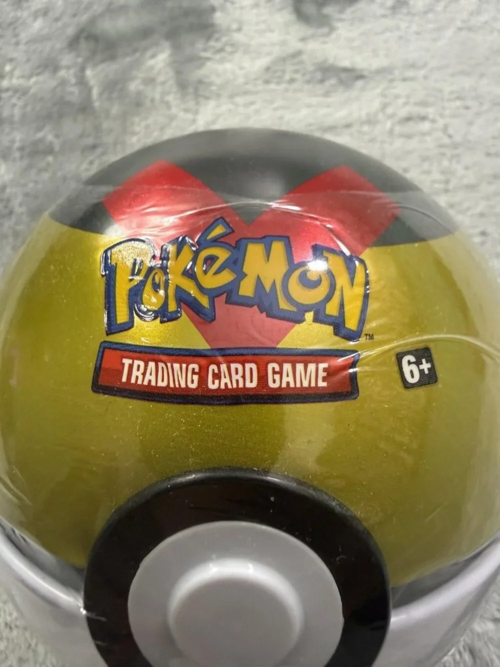 Pokemon TCG Level Ball Poke Ball Tin 3 Booster Packs Coin Gold New Sealed Metal